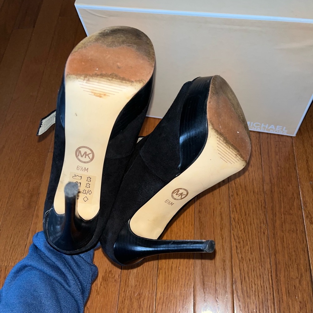 Michael Kors heels size 6.5 - Picture 6 of 6